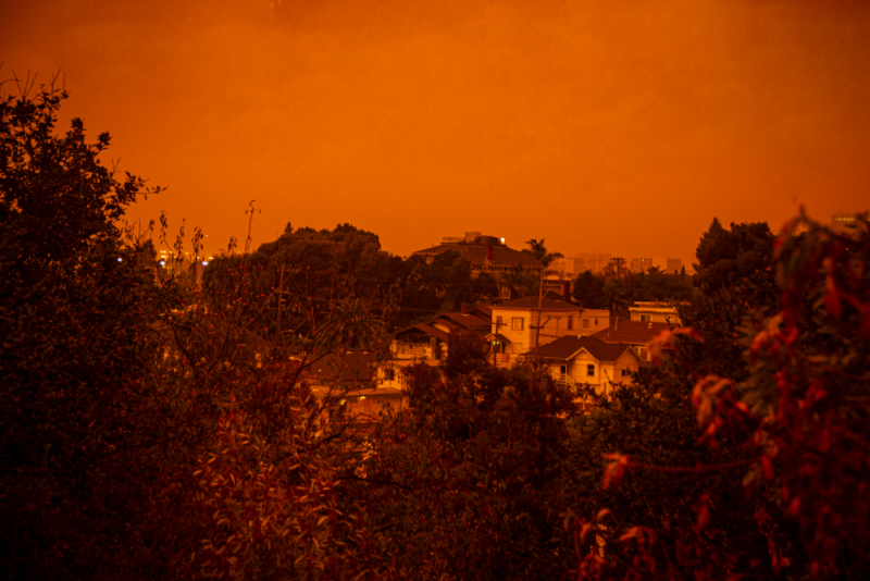 An orange sky over Oakland. Photo by Kiwi Illafonte